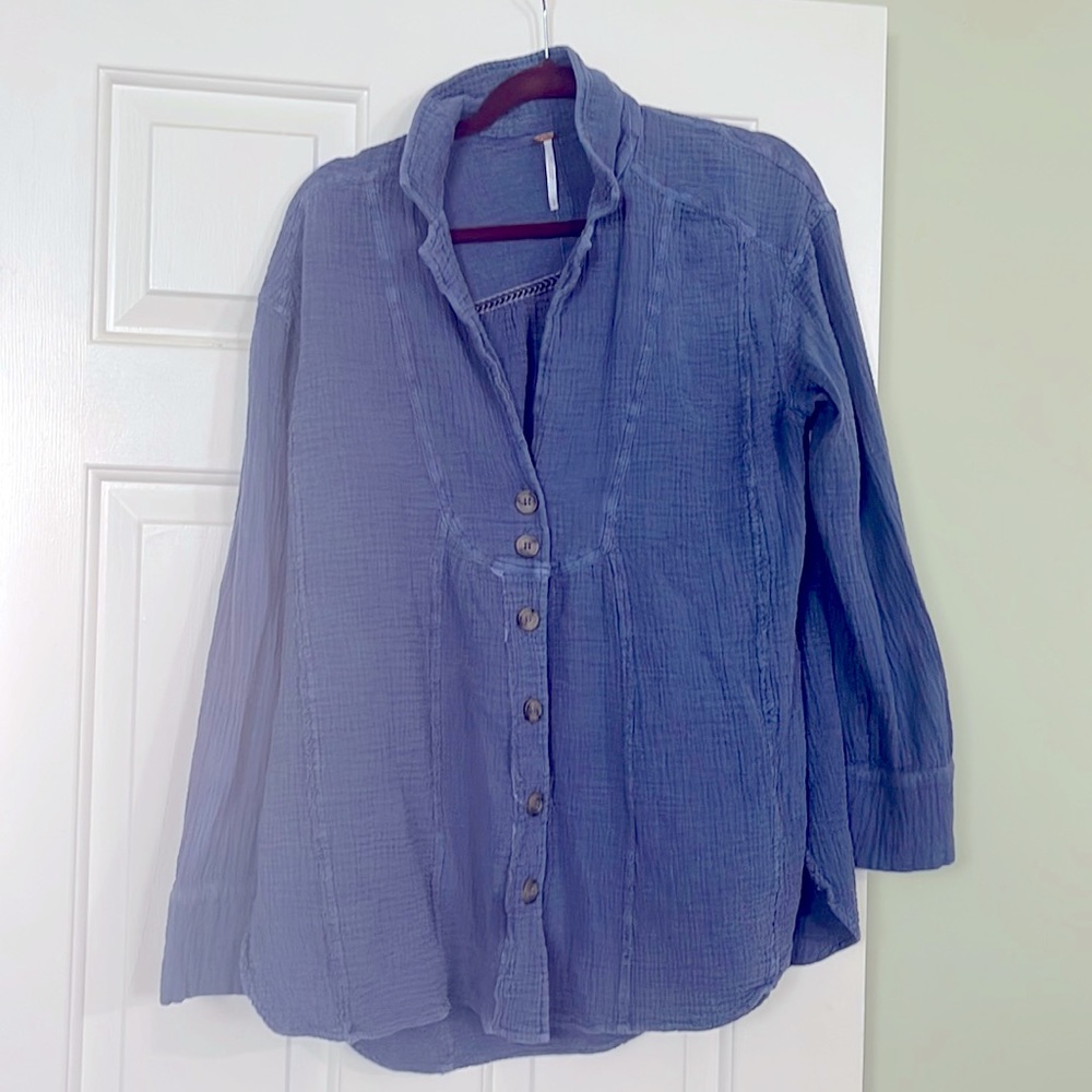 Free people shirt size small